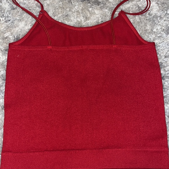 Francesca’s Franki Red top YTH 8 never worn - Picture 2 of 5
